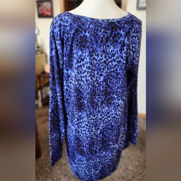 LuLaRoe Lynnae - Picture 3 of 5